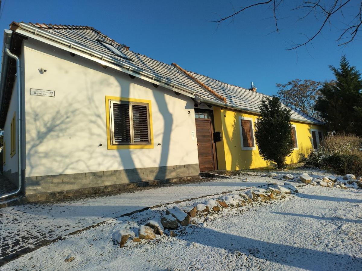 City-Top Vendeghaz Ostrzyhom Zewnętrze zdjęcie