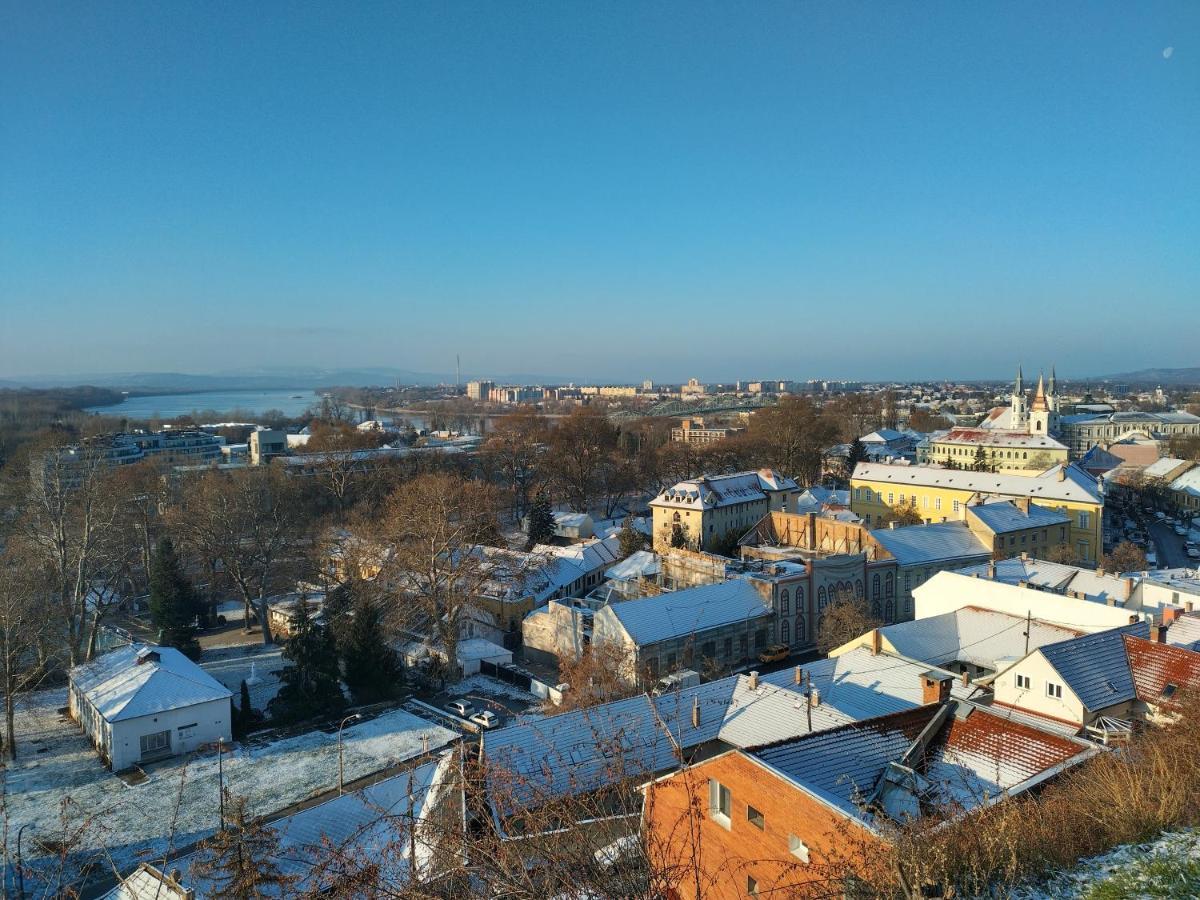 City-Top Vendeghaz Ostrzyhom Zewnętrze zdjęcie
